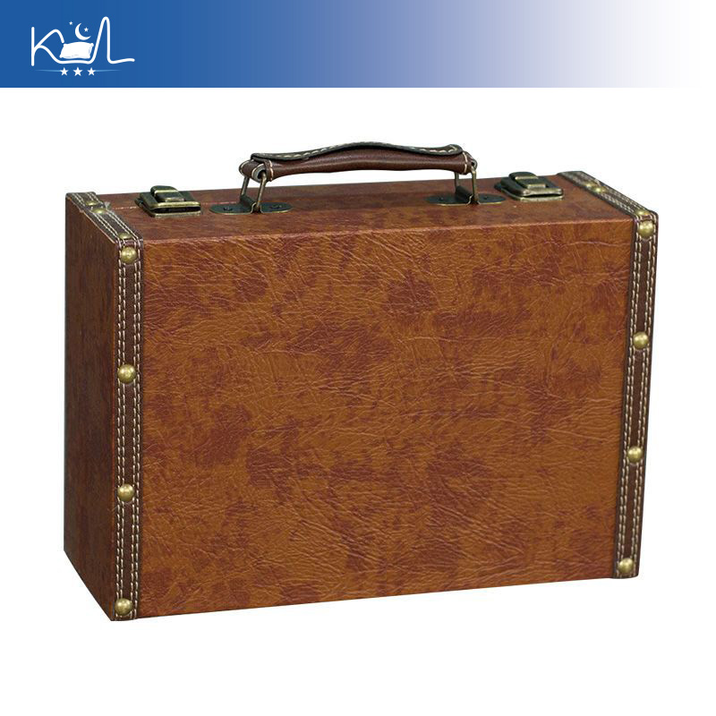 Retro Vintage Trunk Suitcase - Dekoracyjna skrzynia w stylu vintage w