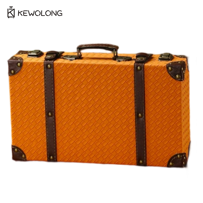 Vintage Europejska Walizka w S – Retro Vintage Trunk Suitcase recenzja i cena