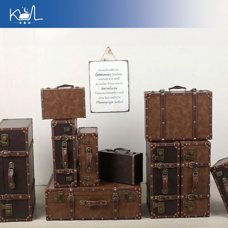 Dekoracyjna skrzynia w stylu v – Retro Vintage Trunk Suitcase recenzja i cena
