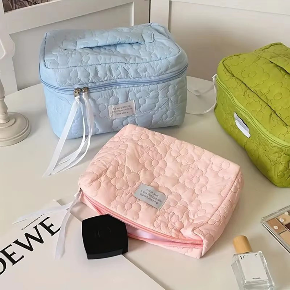 Nowa kosmetyczka damska z kwia – Cosmetic Bags recenzja i cena