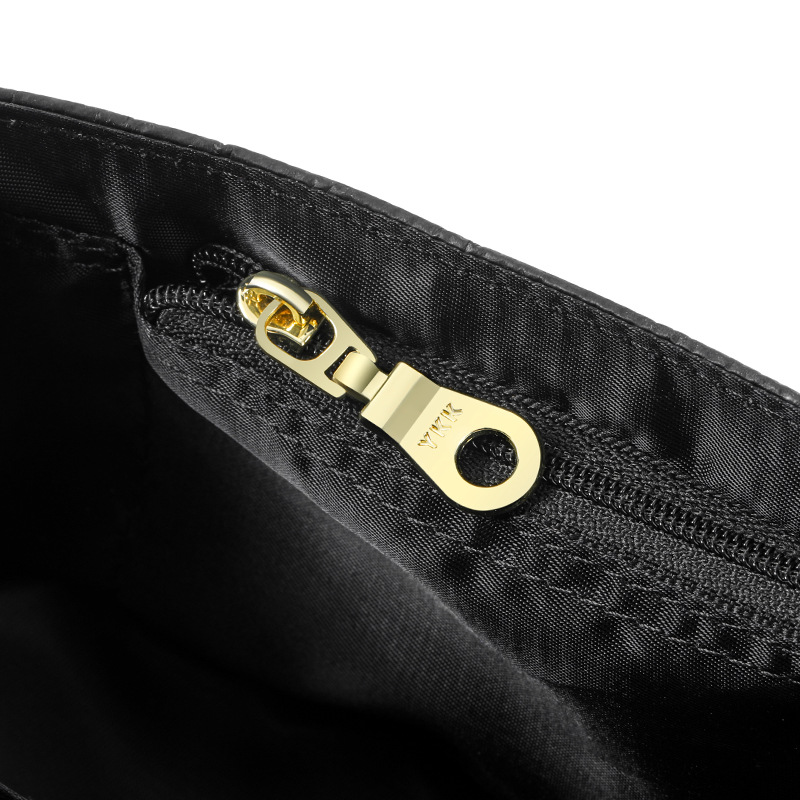 Organizer z filcu na zamek bły – Handbags recenzja i cena
